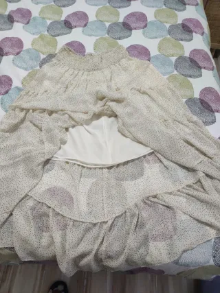 Falda gasa boho larga asimétrica