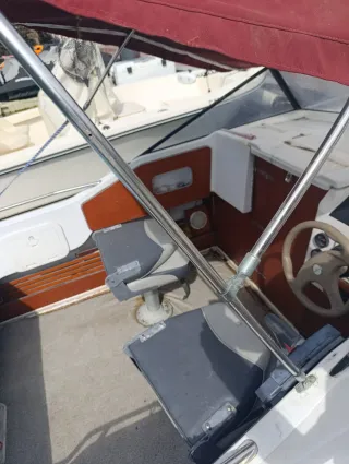 Barco con motor Yamaha