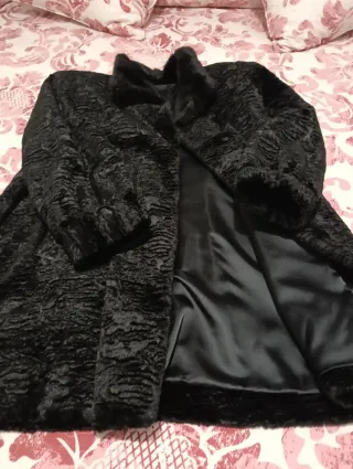 Abrigo de mujer negro