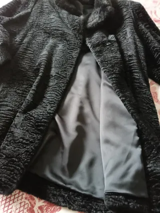 Abrigo de mujer negro