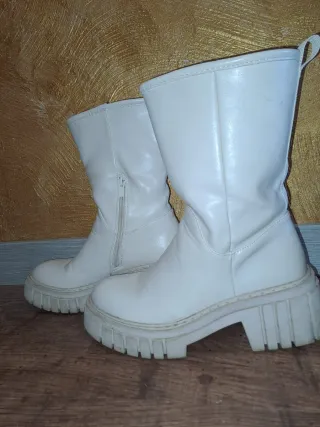 Botas blancas con plataforma