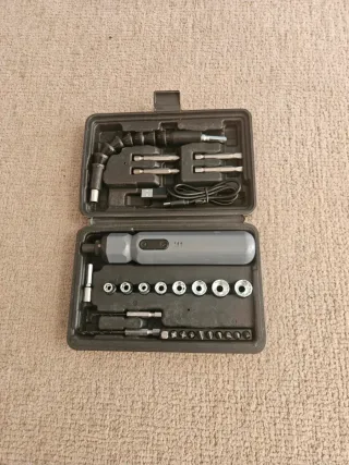 Mini destornillador eléctrico recargable