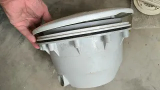 Foco piscina con nicho para liner y hormigón