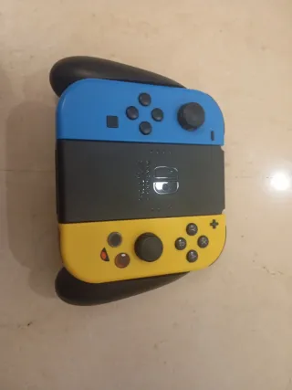 Nintendo Switch Gris + FC 24