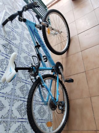 Bicicleta Orbea Azul. Precio algo negociable