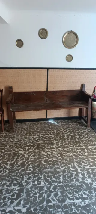 Cadiera (Banco antiguo de madera)