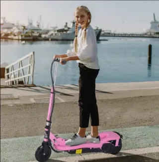 Patinete eléctrico rosa