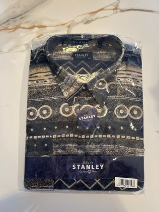 Camisa con estampado étnico