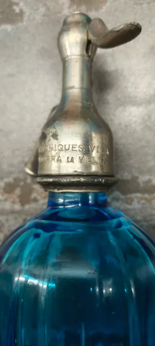 Sifón antiguo piramidal Andorra