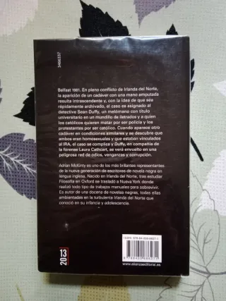 Cold cold Ground. Adrian McKinty (Novela negra)