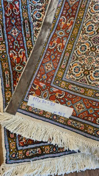 Tappeti orientali annodati a mano