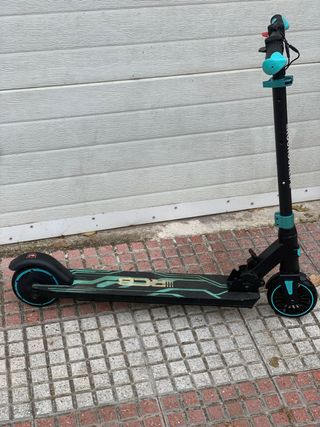 Patinete eléctrico infantil
