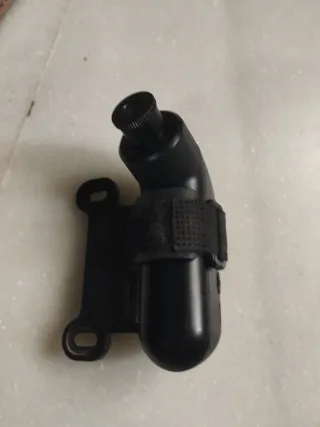 Bomba de Bicicleta Eléctrica Mini