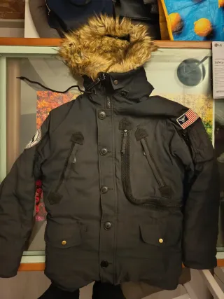 Parka Alpha Industries Negra