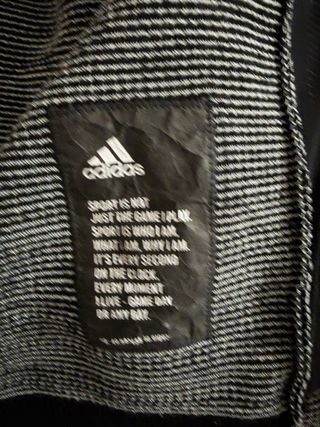 Sudadera Adidas Z.N.E Knit Gris y Negra