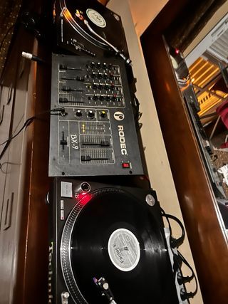 Mesa de mezclas Rodec BX9