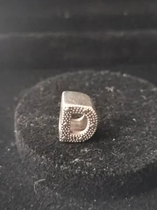 Charms Pandora Plata 925 Letras A,D,J y M&M