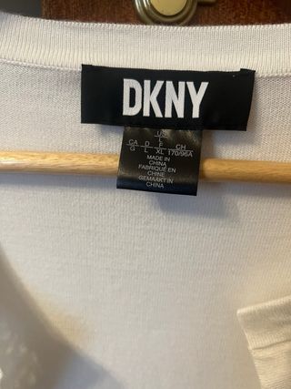 Chaqueta DKNY blanca fina encaje