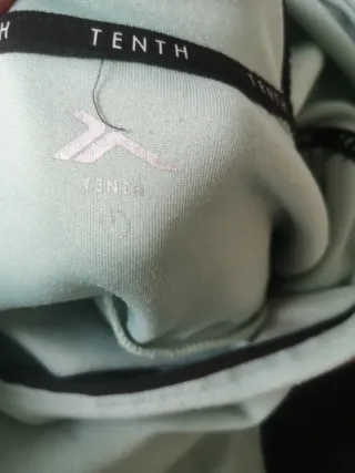 Chaqueta deportiva con capucha