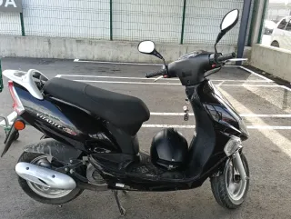 Kymco Vitality Negro