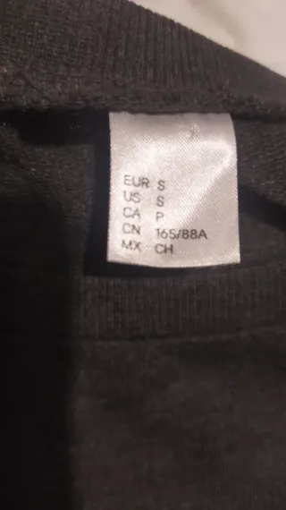 Camiseta tipo sudadera manga larga