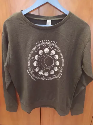 Camiseta tipo sudadera manga larga