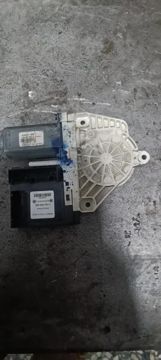 Elevalunas VW Izquierdo Delantero