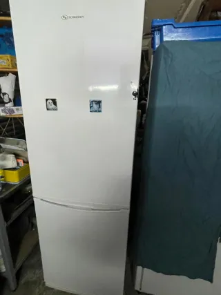 Nevera blanca Schneider