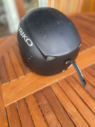 Casco de esquí negro para adulto marca Brico