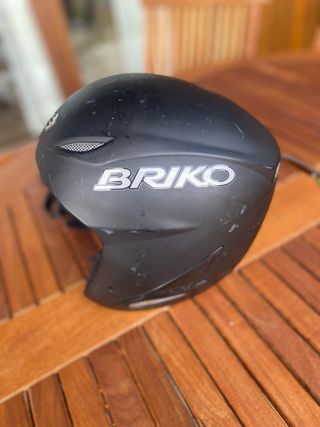 Casco de esquí negro para adulto marca Brico