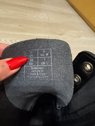 Dr. Martens Edición Limitada Arcoíris