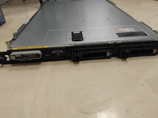 Server Dell con 2 dischi rigidi Fujitsu