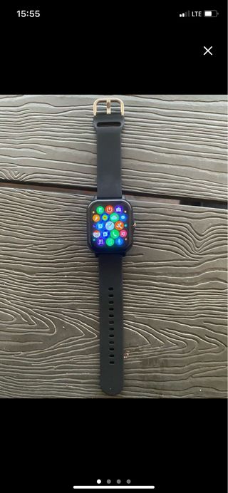 Reloj deportivo y cascos