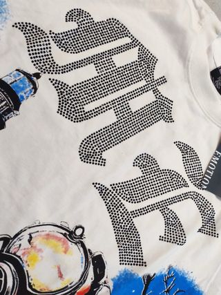 Camiseta con piedras ME