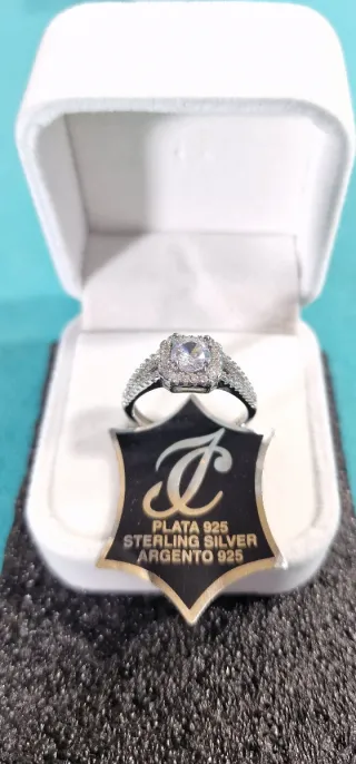 Anillo de lujo "Circonitas Brillantes" (Plata 925)