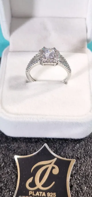 Anillo de lujo "Circonitas Brillantes" (Plata 925)