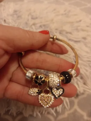 Pulsera Acero Dorado con Dijes Corazón y Bolso
