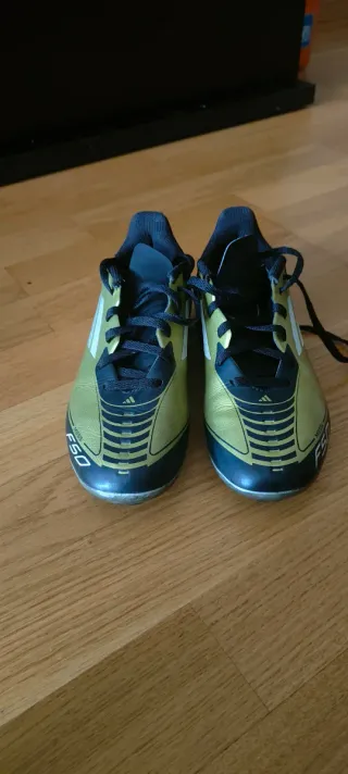 Botas de fútbol Adidas F50 niño