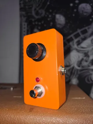 Pedal Clon Massif Fuzz Naranja