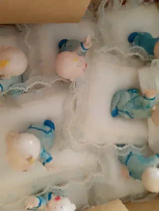 Bomboniera portacaramelle bimbo vintage  nacito