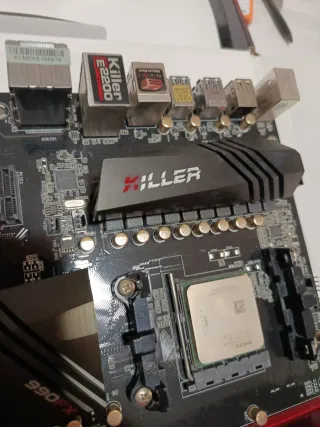 Placa ASRock 990FX Killer + 8GB RAM + AMD FX 8350