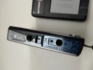 Canon IXUS 75 fotocamera compatta digitale