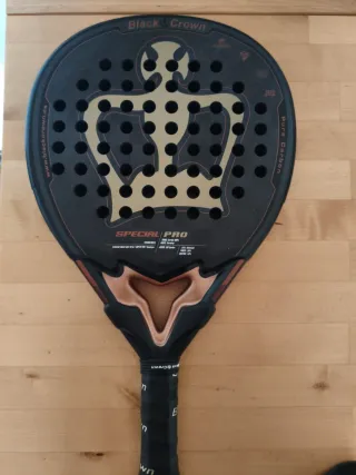Black Crown Special Pro Pala Pádel