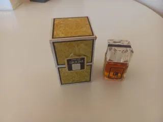 Perfume Sikkim Marrón y Dorado