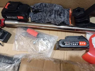 Desbrozadora Eléctrica 21V con  2 Baterías