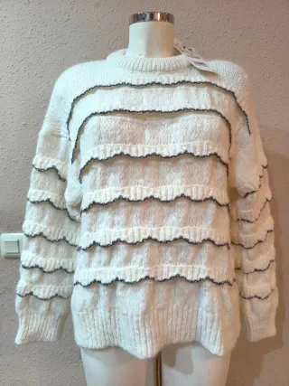 Jersey Zara blanco con detalles