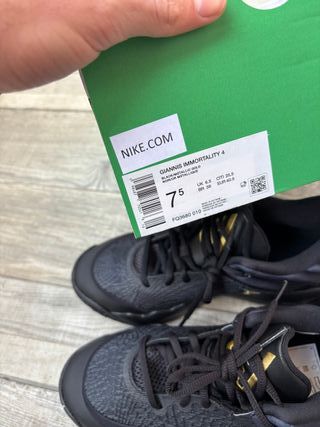 Nike Giannis Immortality Zapatilla Baloncesto 40,5