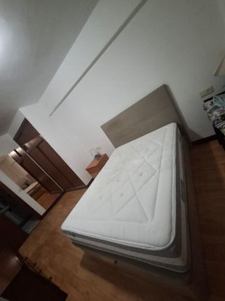 Cama completa casi nueva