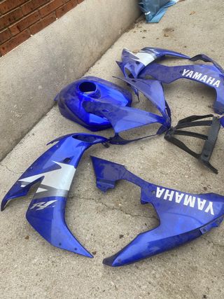 Yamaha R1 2005 originales precio por todos
