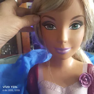 Torso de muñeca Barbie